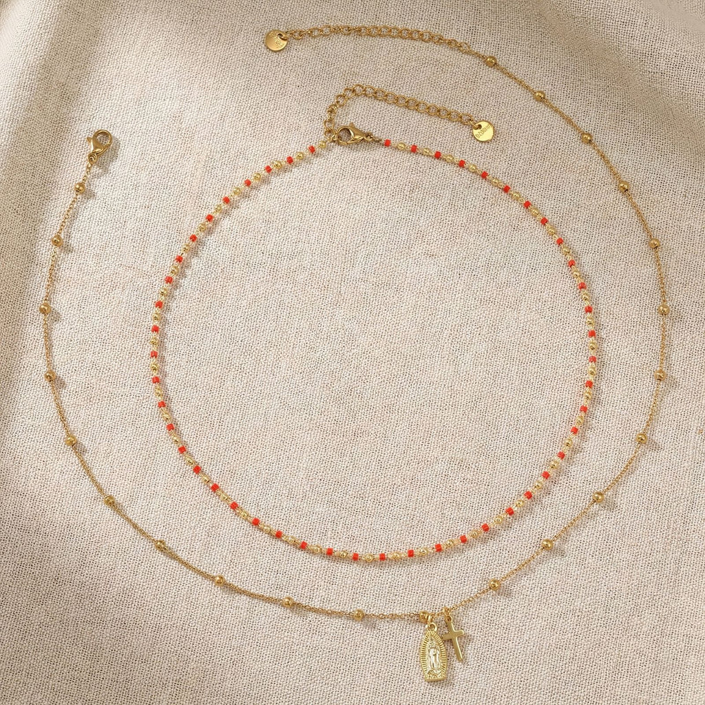 Handmade Beaded Red And Gold Double-Layer Necklace قلادة مصنوعة يدوياً من الخرز الأحمر والذهبي بطبقتين