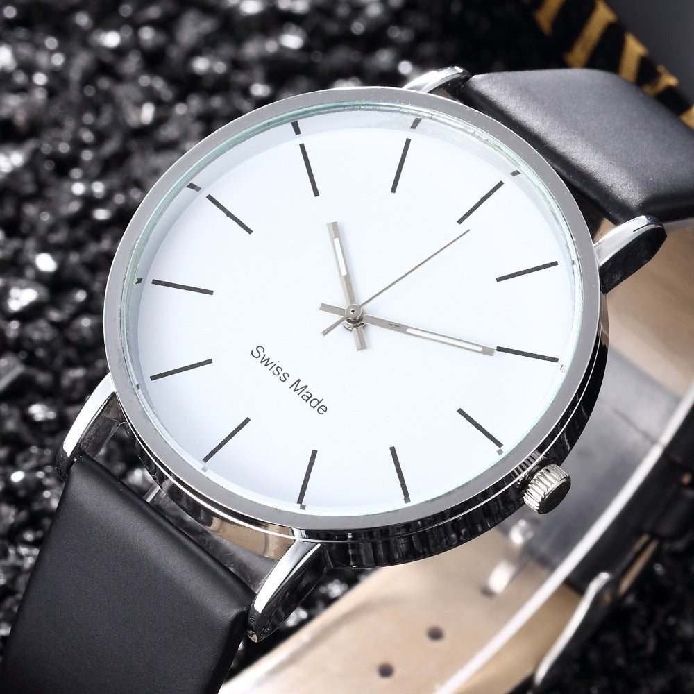 Men's and women's quartz watches ساعات كوارتز للرجال والنساء