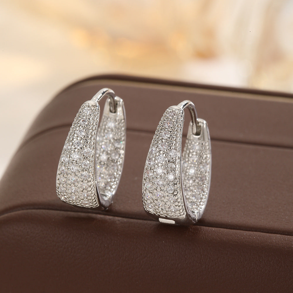 U-shaped Zircon Ear Clips Light Luxury Geometric Minimalist Copper Earrings أقراط أذن من الزركون على شكل حرف U، بتصميم هندسي بسيط فاخر من النحاس