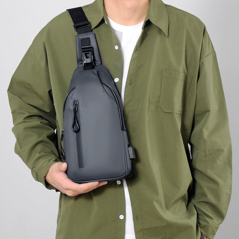Black Sling Crossbody Backpack Shoulder Bag For Men Chest Bag حقيبة ظهر سوداء بحزام كتف للرجال، حقيبة صدر