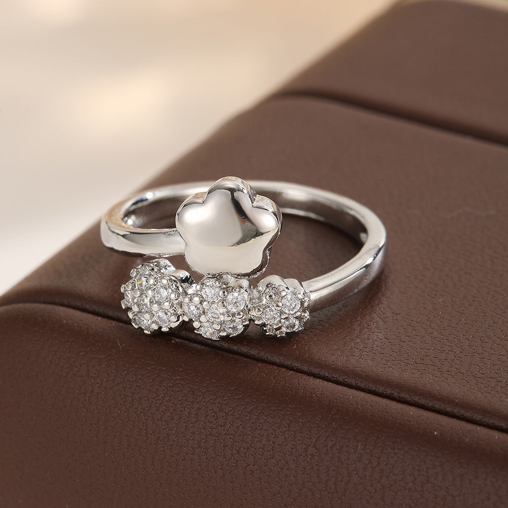 Adjustable Versatile Chic Ring With A High-end Professional Vibe خاتم أنيق متعدد الاستخدامات قابل للتعديل، يضفي لمسة احترافية راقية.