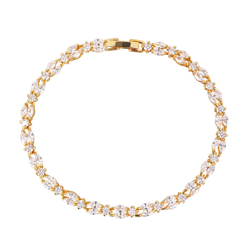 New Fashionable Simple Copper Zircon French-Style Bracelet سوار جديد أنيق وبسيط من النحاس والزركون على الطراز الفرنسي