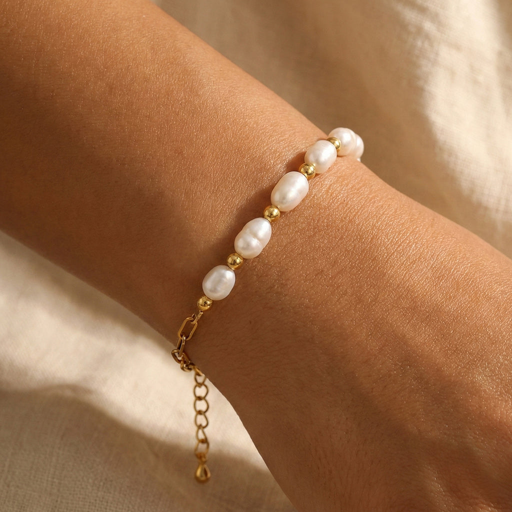 Niche High-end Freshwater Pearl Bracelet سوار من اللؤلؤ الطبيعي الفاخر