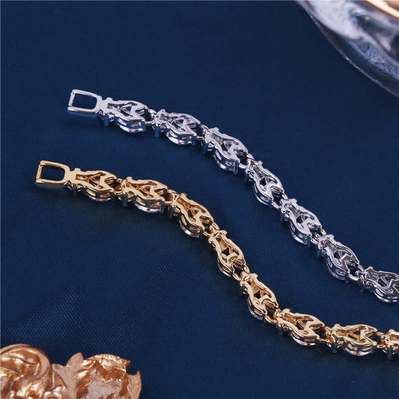 New Fashionable Simple Copper Zircon French-Style Bracelet سوار جديد أنيق وبسيط من النحاس والزركون على الطراز الفرنسي