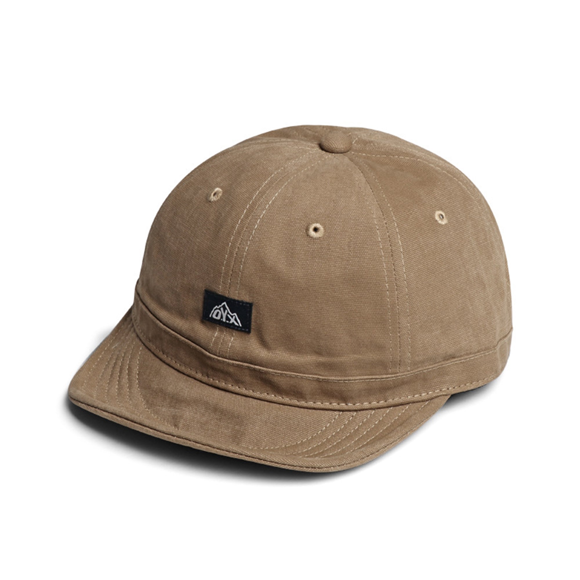 Casual Style Baseball Cap Suitable For Outdoor Outings, Mountain Climbing, Sun Protection, Daily Commuting. قبعة بيسبول رجالية بلون موحد، ذات حافة قصيرة وشعار مخيط، مناسبة للرحلات الخارجية، وتسلق الجبال، والحماية من الشمس، والتنقل اليومي.