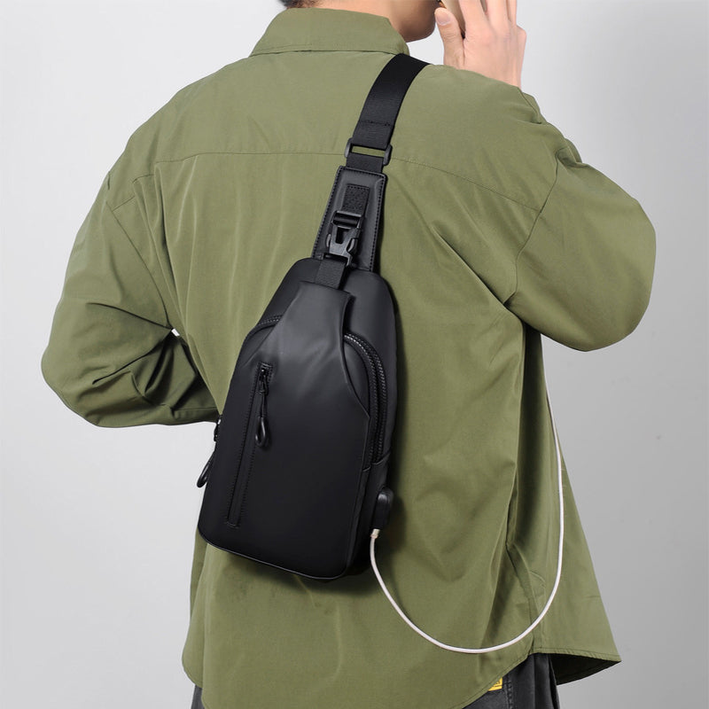 Black Sling Crossbody Backpack Shoulder Bag For Men Chest Bag حقيبة ظهر سوداء بحزام كتف للرجال، حقيبة صدر