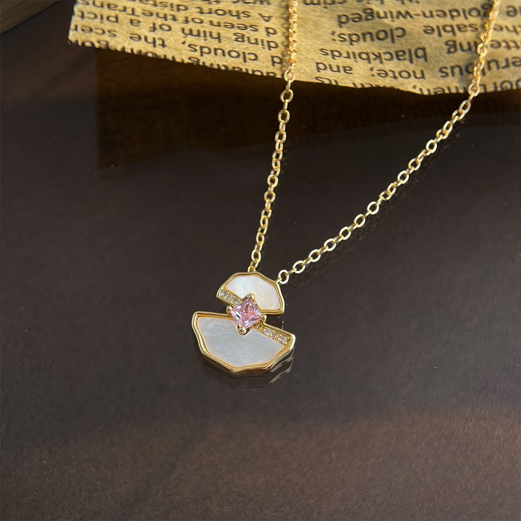 Fashionable Elegant And Subtly Luxurious Sweater Chain With A High-end Feel سلسلة سترة أنيقة وعصرية وفاخرة بلمسة راقية
